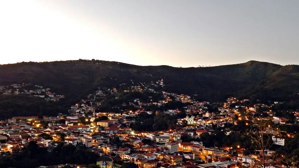 Vista da cidade de Sabará, Minas Gerais